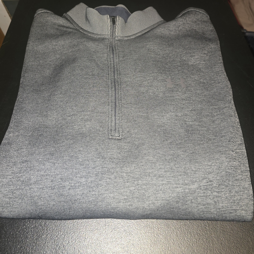 Under Armour Charcoal Quarter-Zip Men's Shirt - Picture 2 of 5